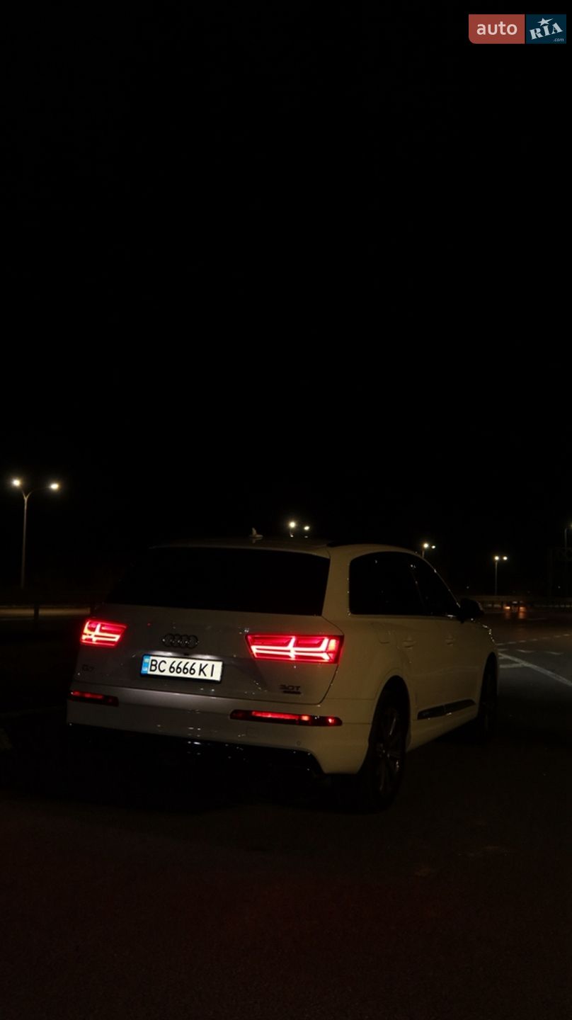 Audi Q7 2016 VIN WA1LAAF77HD012018 фото оголошення 16 з 19