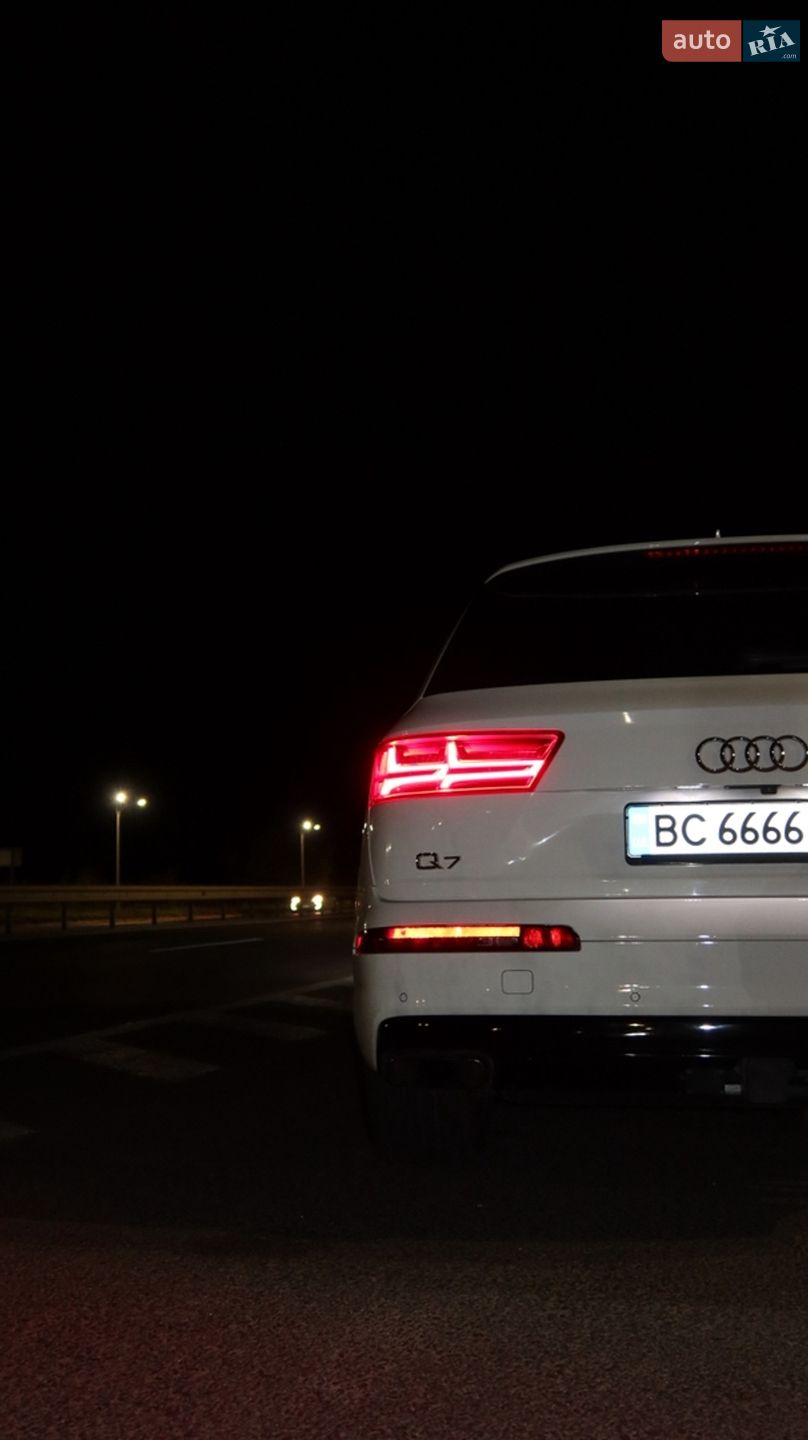 Audi Q7 2016 VIN WA1LAAF77HD012018 фото оголошення 18 з 19
