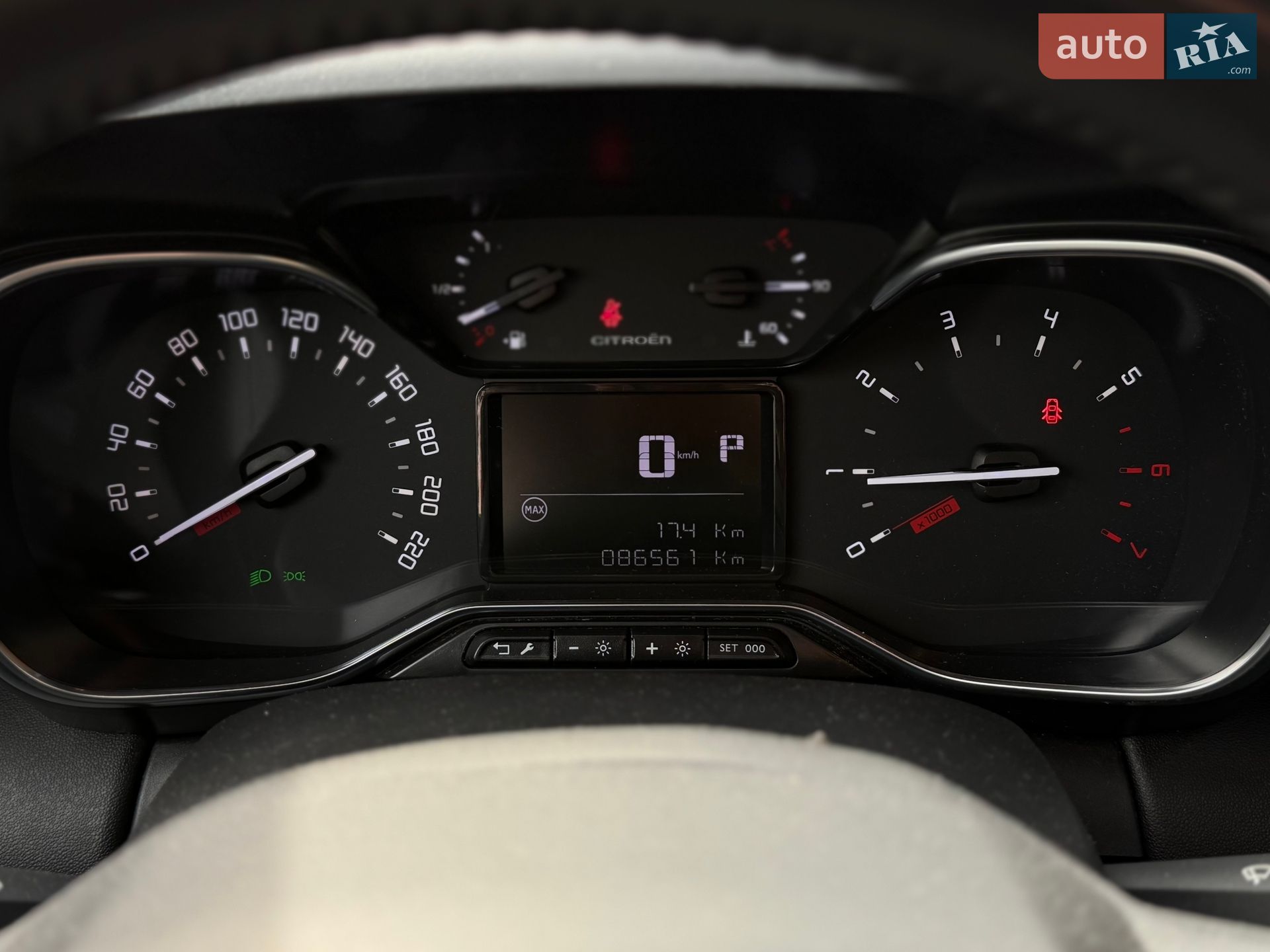 Citroen C3 Aircross 2019 VIN VF72RHNVWK4500187 фото оголошення 38 з 49