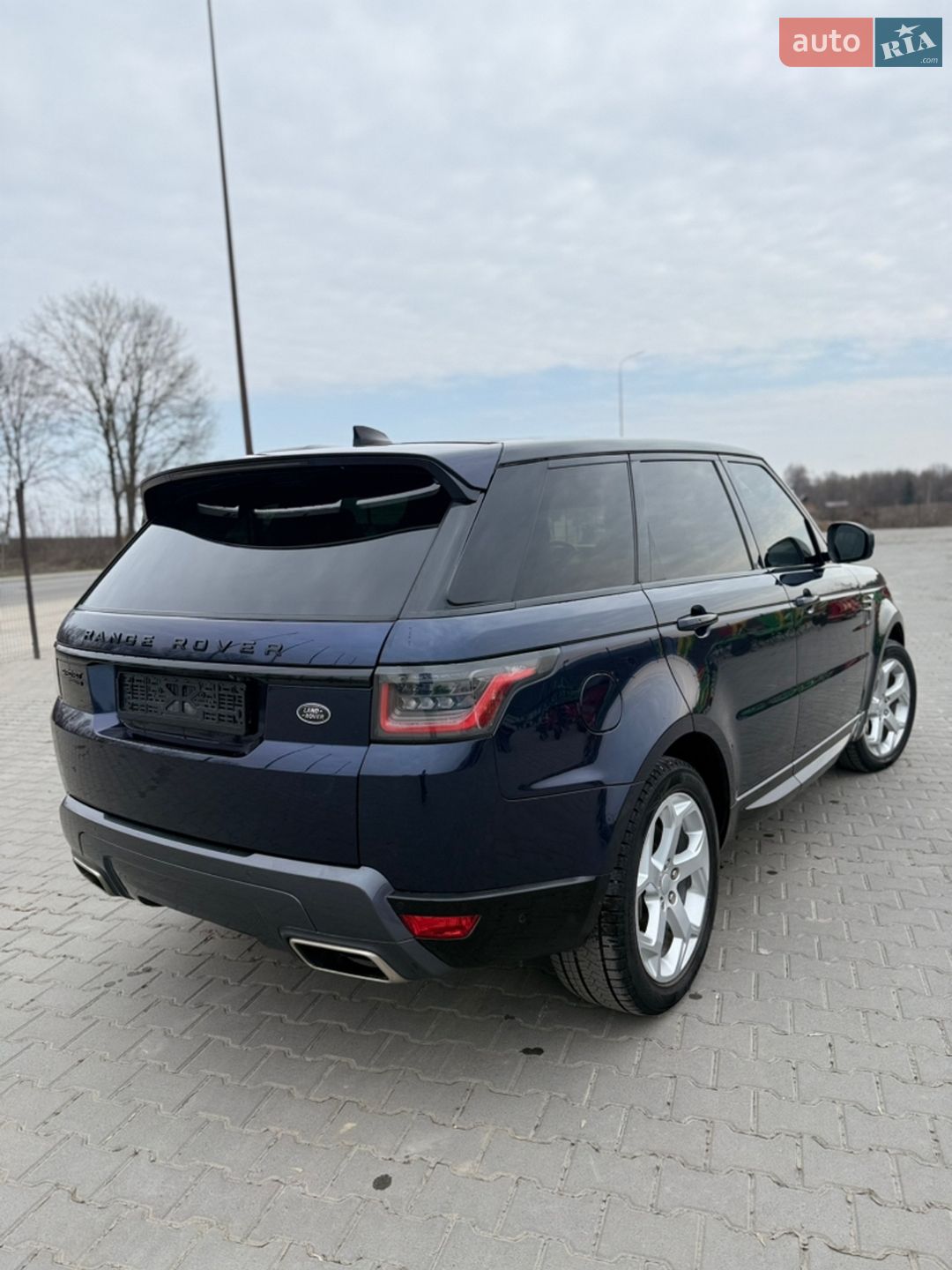 Land Rover Range Rover Sport 2019 VIN SALWR2RV6KA417946 фото оголошення 8 з 40