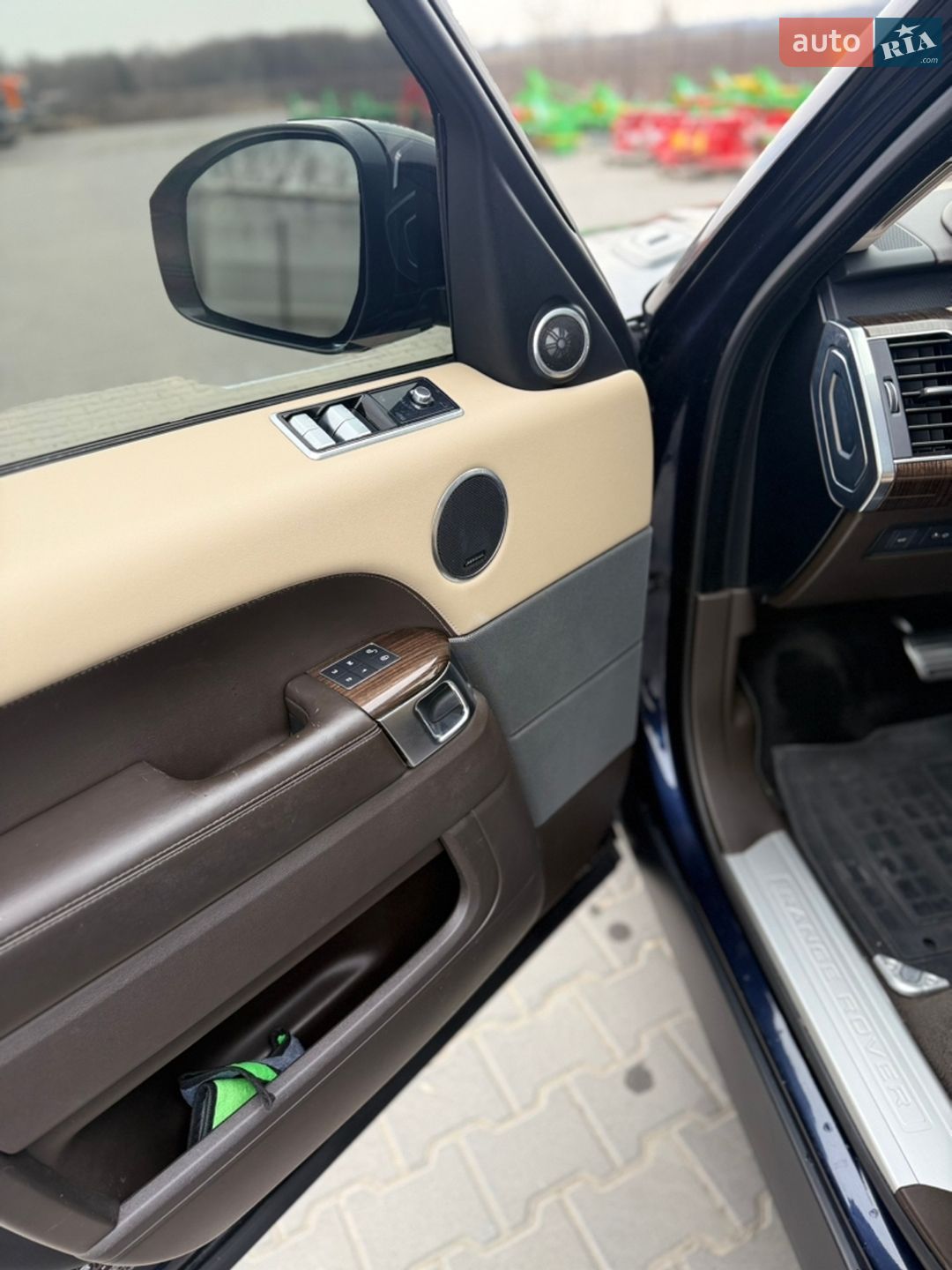 Land Rover Range Rover Sport 2019 VIN SALWR2RV6KA417946 фото оголошення 17 з 40
