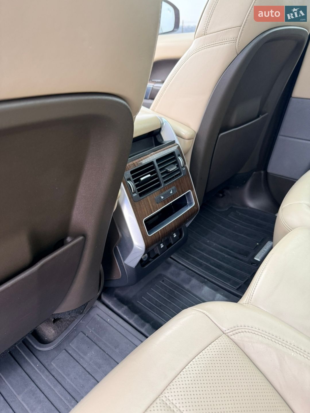 Land Rover Range Rover Sport 2019 VIN SALWR2RV6KA417946 фото оголошення 20 з 40