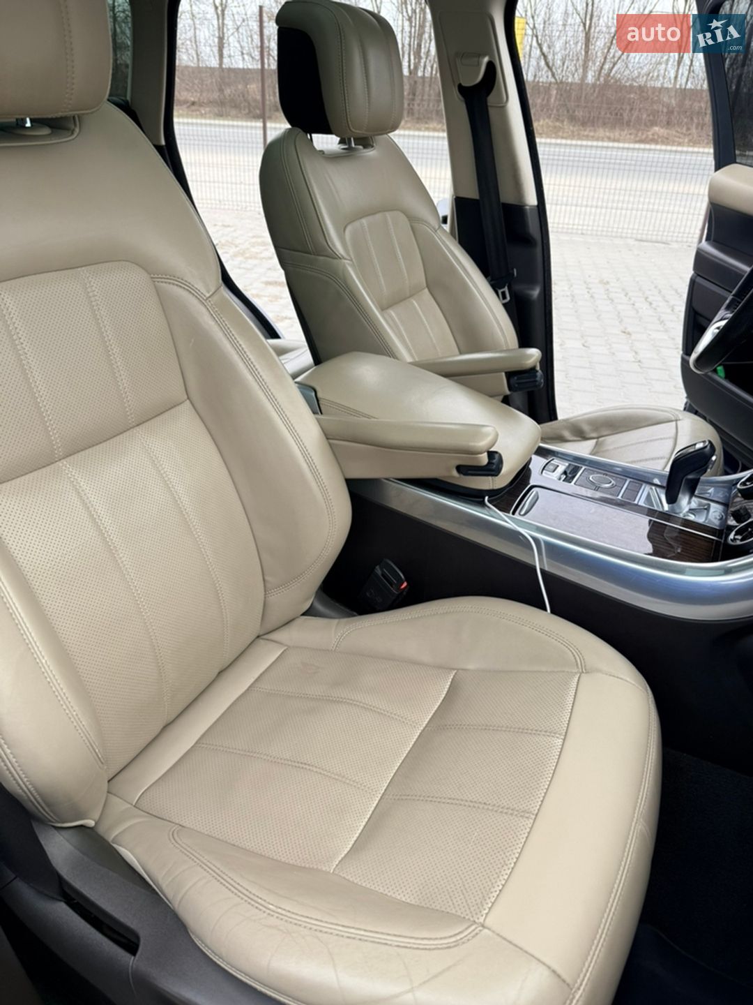 Land Rover Range Rover Sport 2019 VIN SALWR2RV6KA417946 фото оголошення 28 з 40