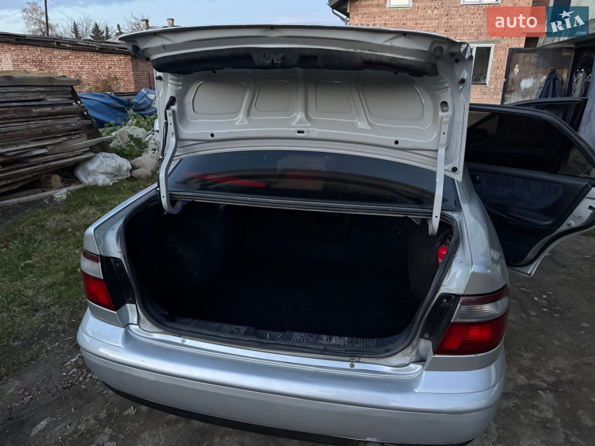 Mazda 626 1998 VIN JMZGF12F201183731 фото оголошення 28 з 30