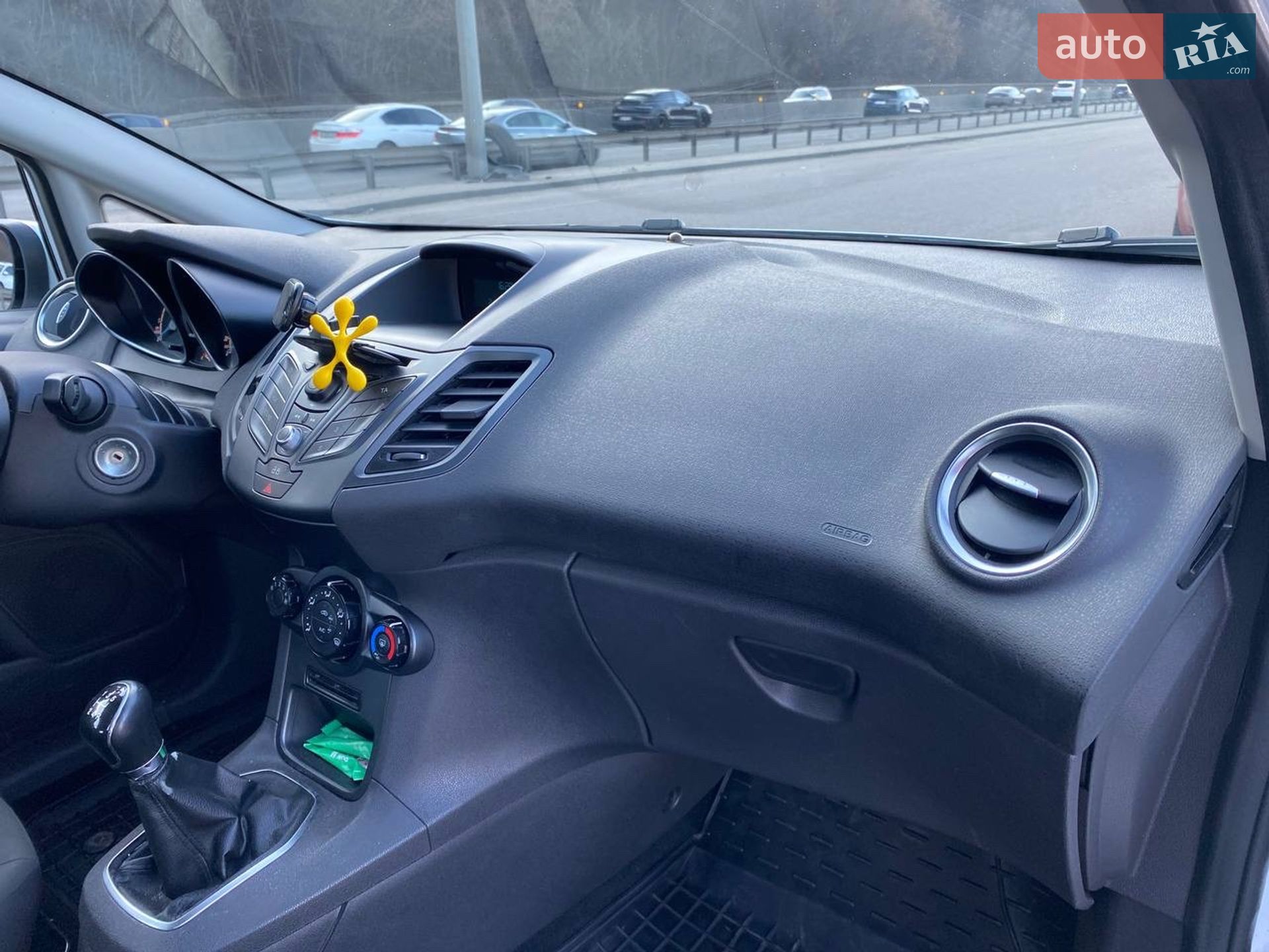 Ford Fiesta 2013 VIN WF0DXXGAKDDP21879 фото оголошення 17 з 26
