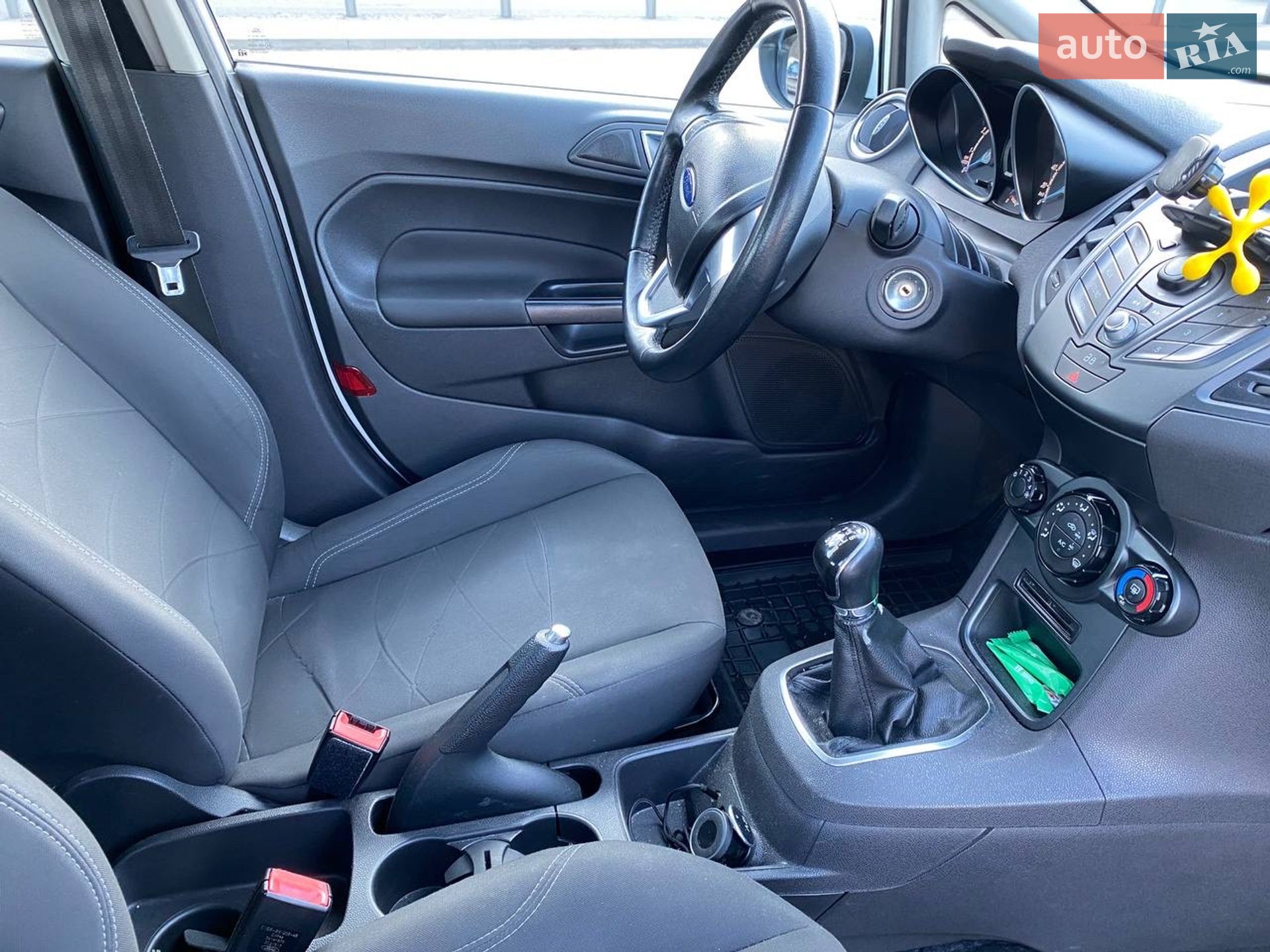 Ford Fiesta 2013 VIN WF0DXXGAKDDP21879 фото оголошення 21 з 26