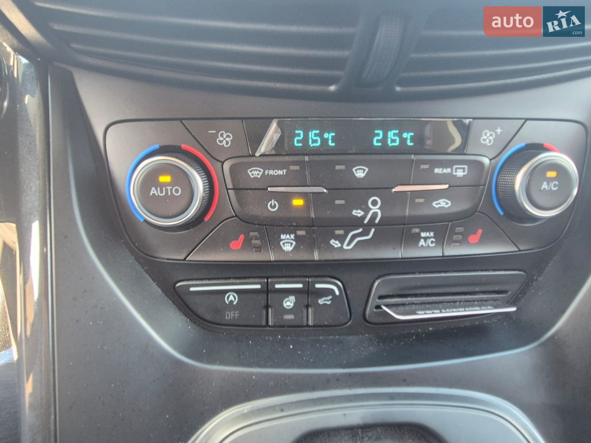 Ford Kuga 2019 VIN WF0AXXWPMAKP24632 фото оголошення 12 з 15