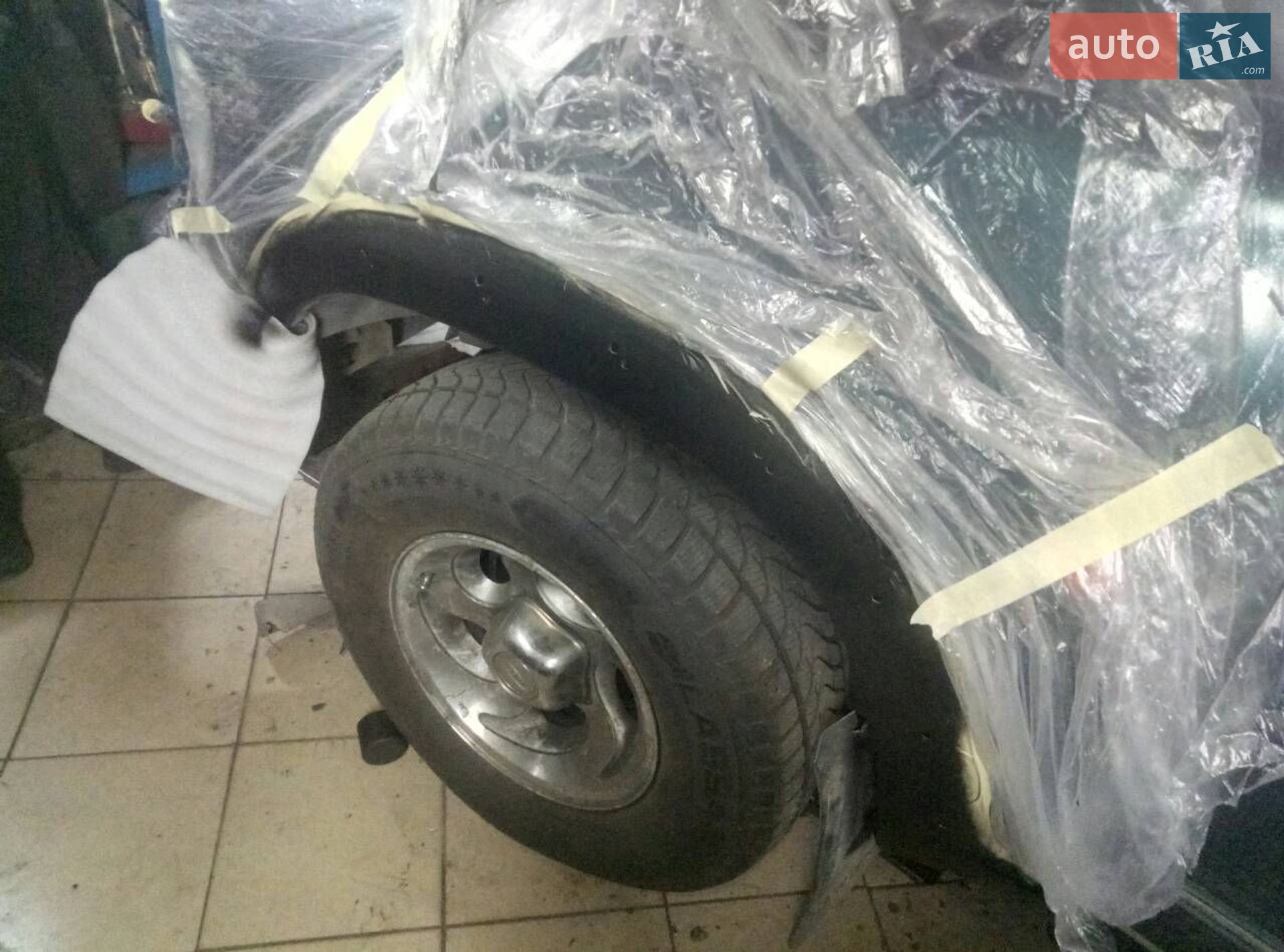 Ford Explorer 1995 VIN 1FMDU34X5SUA28429 фото оголошення 7 з 26