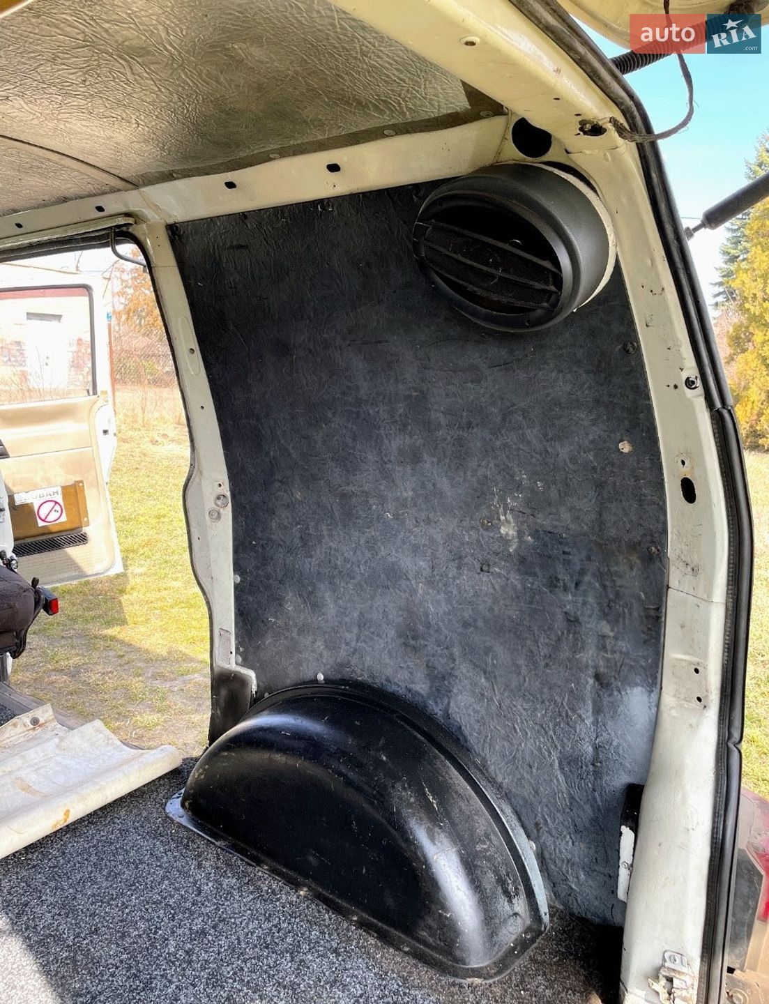 Volkswagen Transporter 1994 VIN WV2ZZZ70ZRH133446 фото оголошення 11 з 14