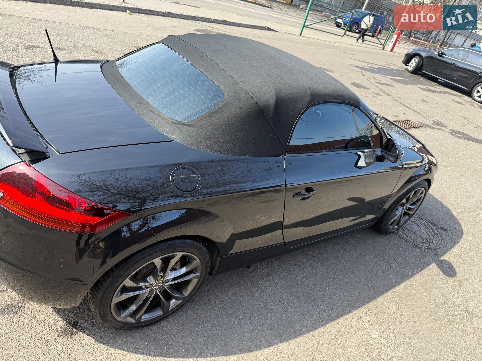 Audi TT 2008 VIN TRUZZZ8J891002266 фото оголошення 16 з 19
