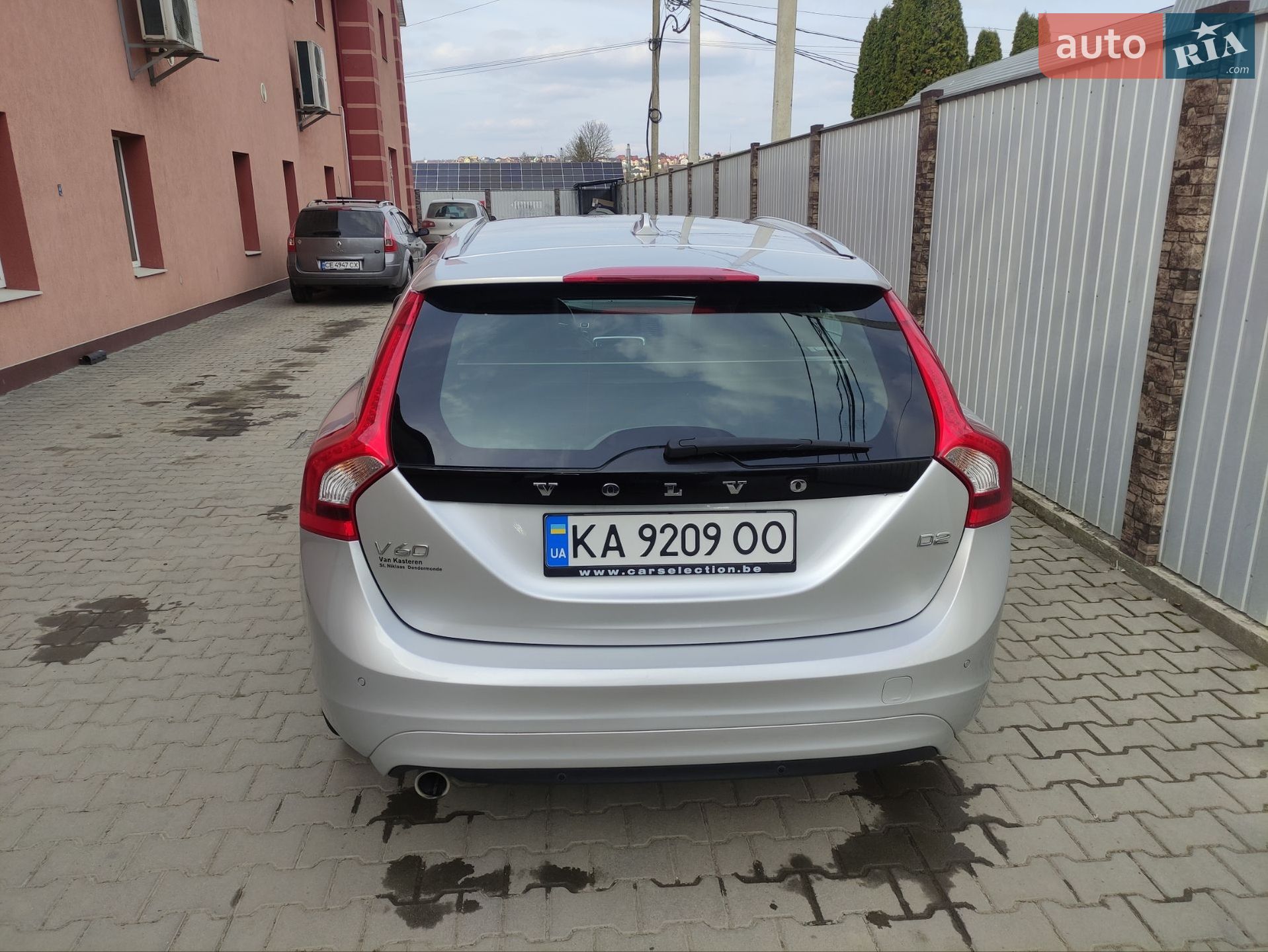 Volvo V60 2016 VIN YV1FW78C0G1322078 фото оголошення 24 з 38