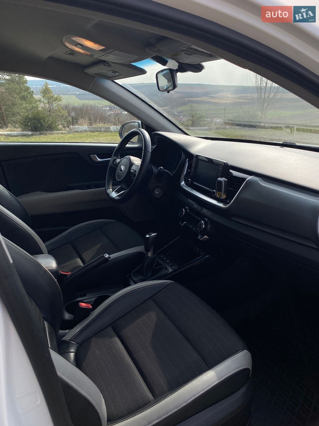 Kia Stonic 2019 VIN KNADC816AL6370927 фото оголошення 52 з 123