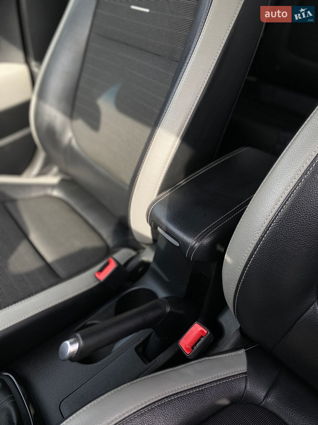 Kia Stonic 2019 VIN KNADC816AL6370927 фото оголошення 107 з 123