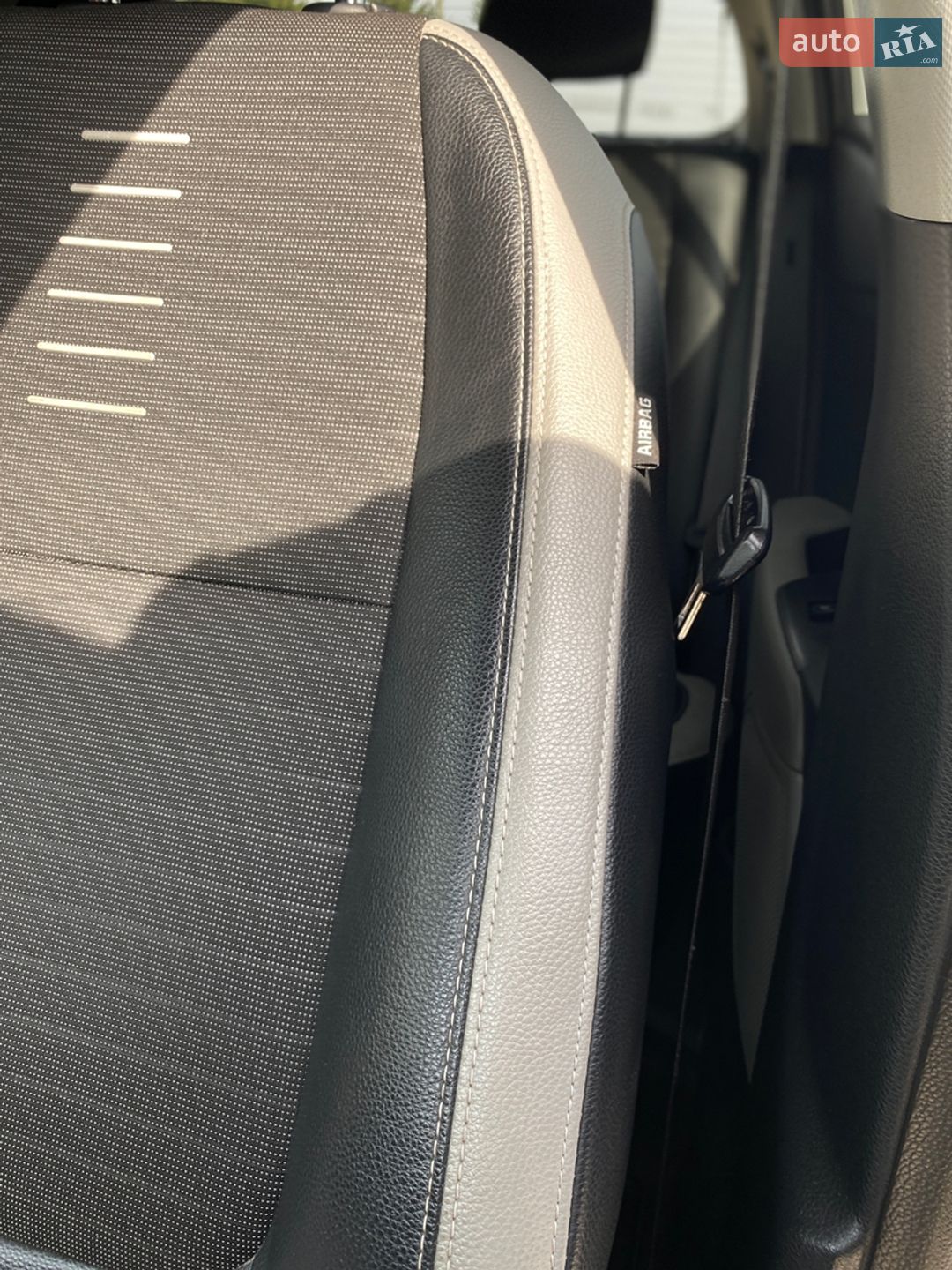 Kia Stonic 2019 VIN KNADC816AL6370927 фото оголошення 110 з 123