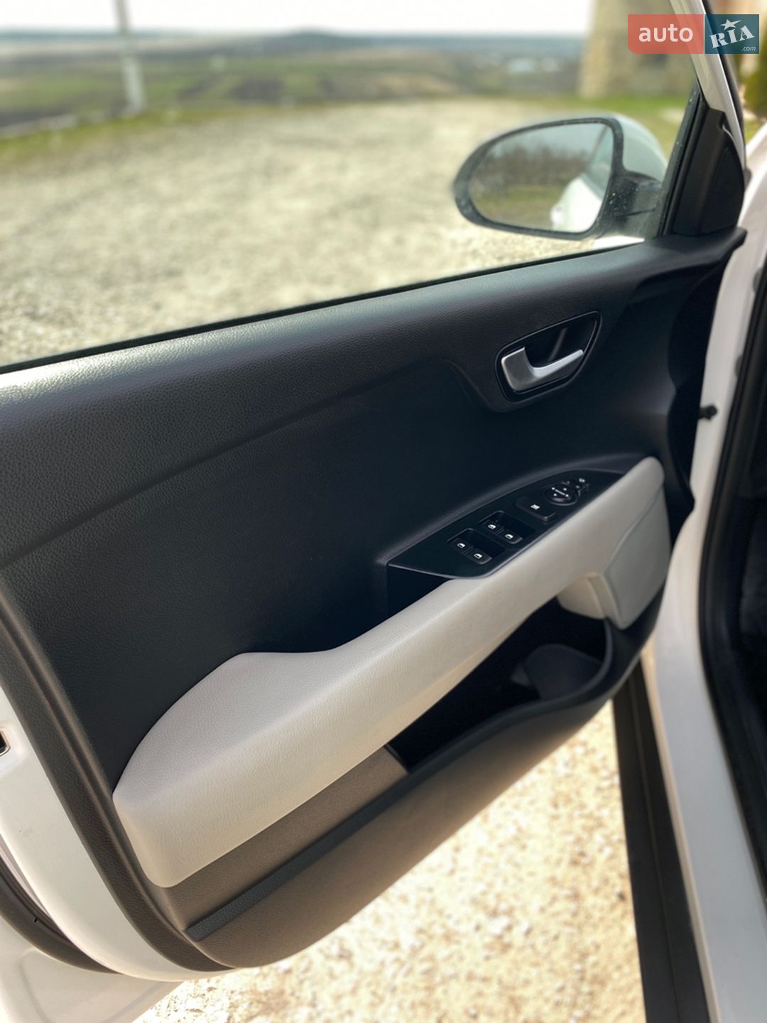 Kia Stonic 2019 VIN KNADC816AL6370927 фото оголошення 111 з 123