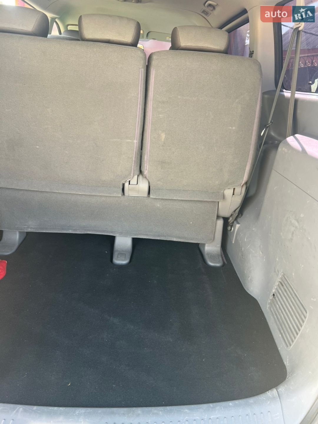 Hyundai H-1 2012 VIN KMHWH81KBCU432796 фото оголошення 16 з 22