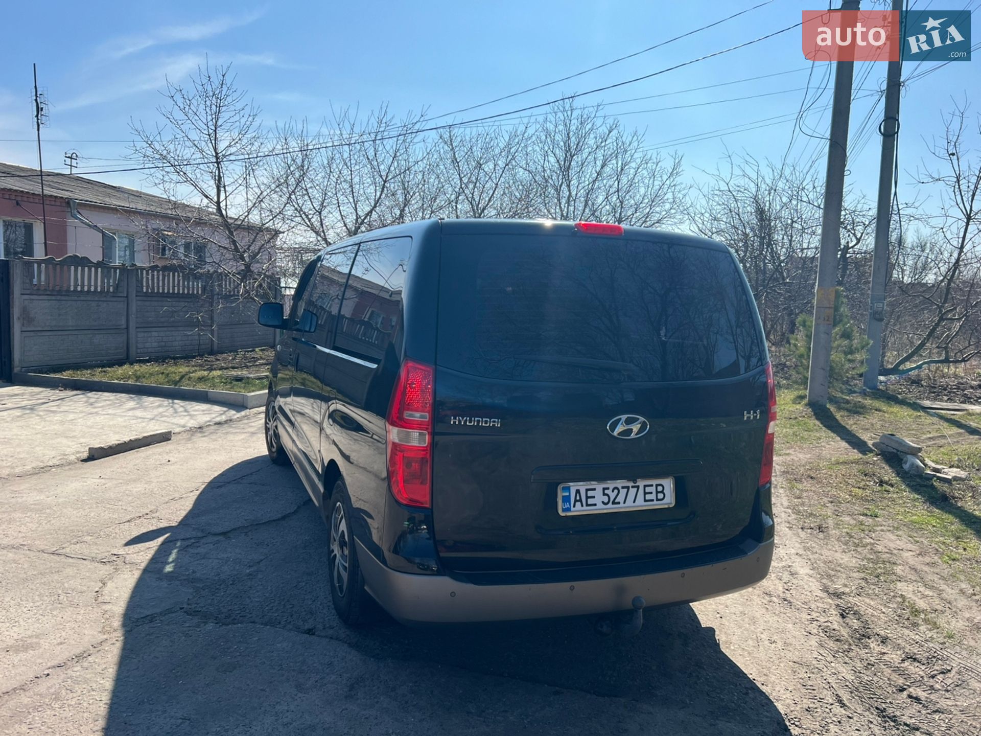 Hyundai H-1 2012 VIN KMHWH81KBCU432796 фото оголошення 3 з 22