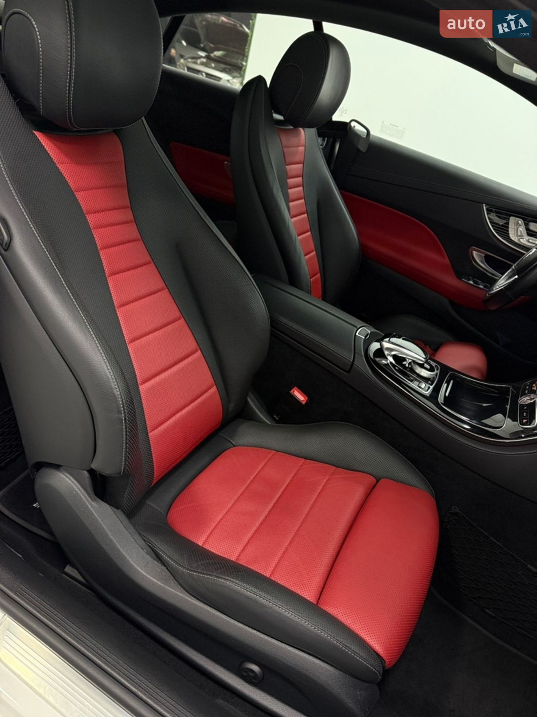 Mercedes-Benz E-Class 2019 VIN W1K1J6JB3LF132228 фото оголошення 24 з 28