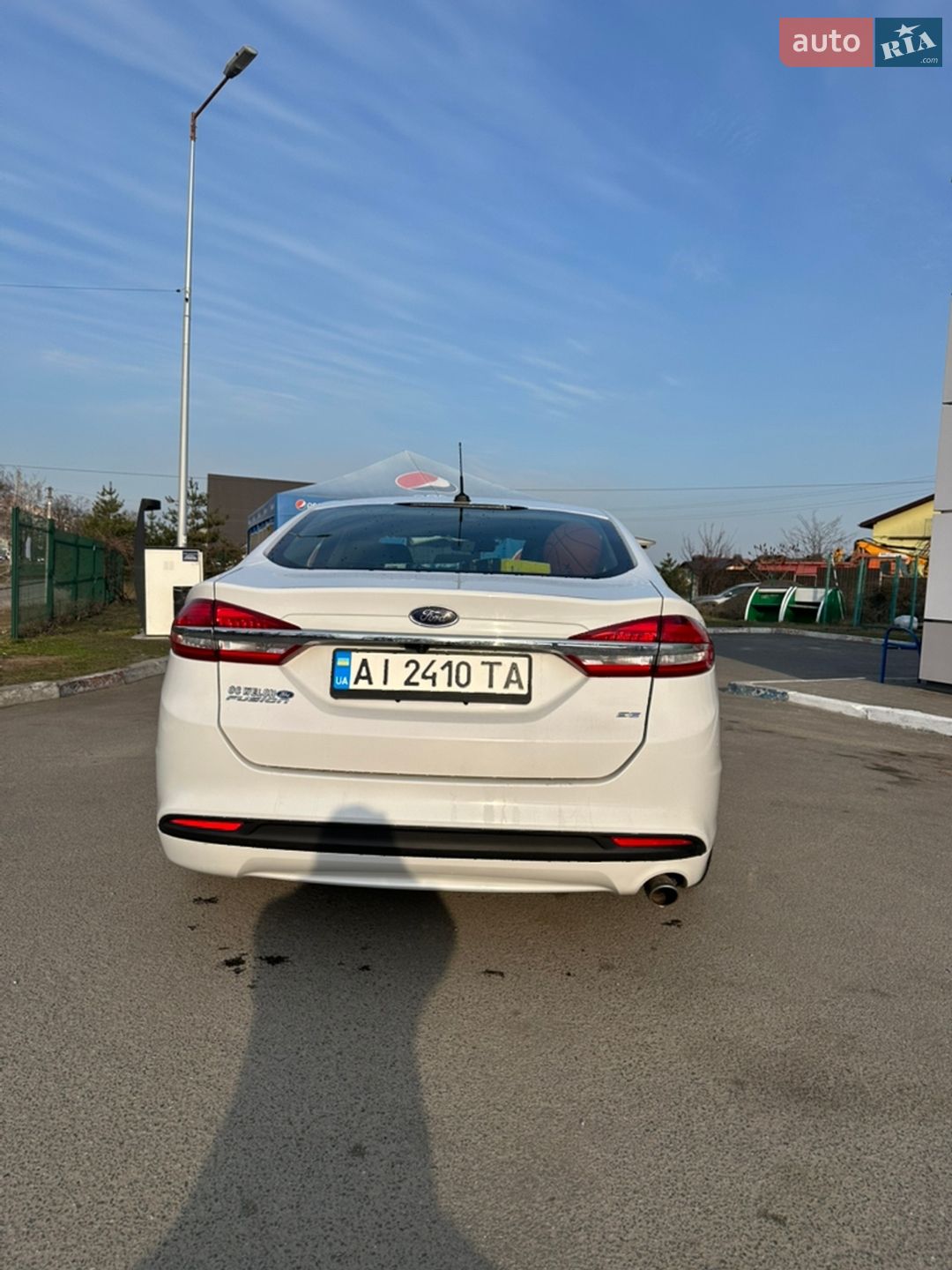 Ford Fusion 2017 VIN 3FA6P0H78HR302855 фото оголошення 5 з 38