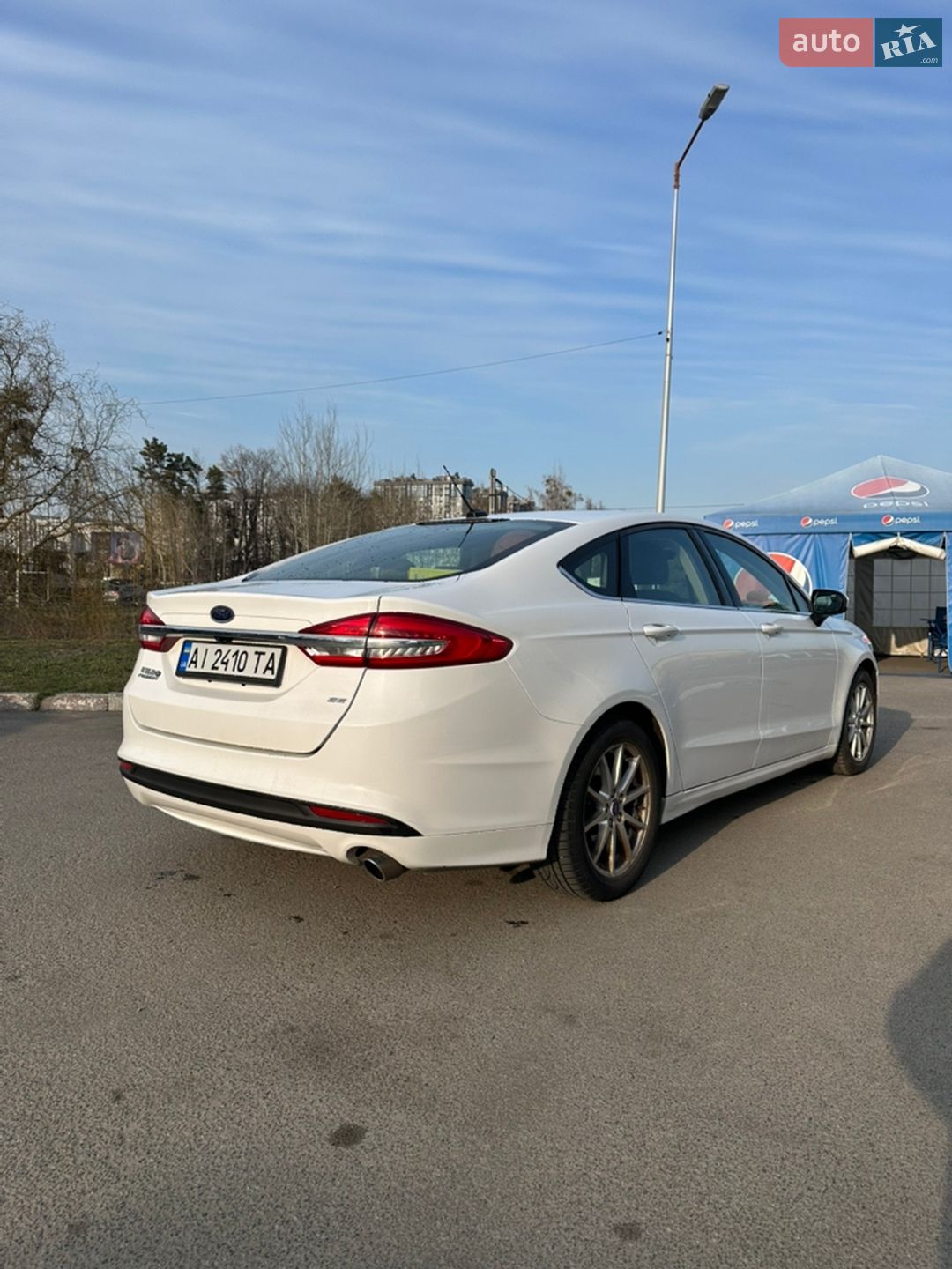 Ford Fusion 2017 VIN 3FA6P0H78HR302855 фото оголошення 8 з 38