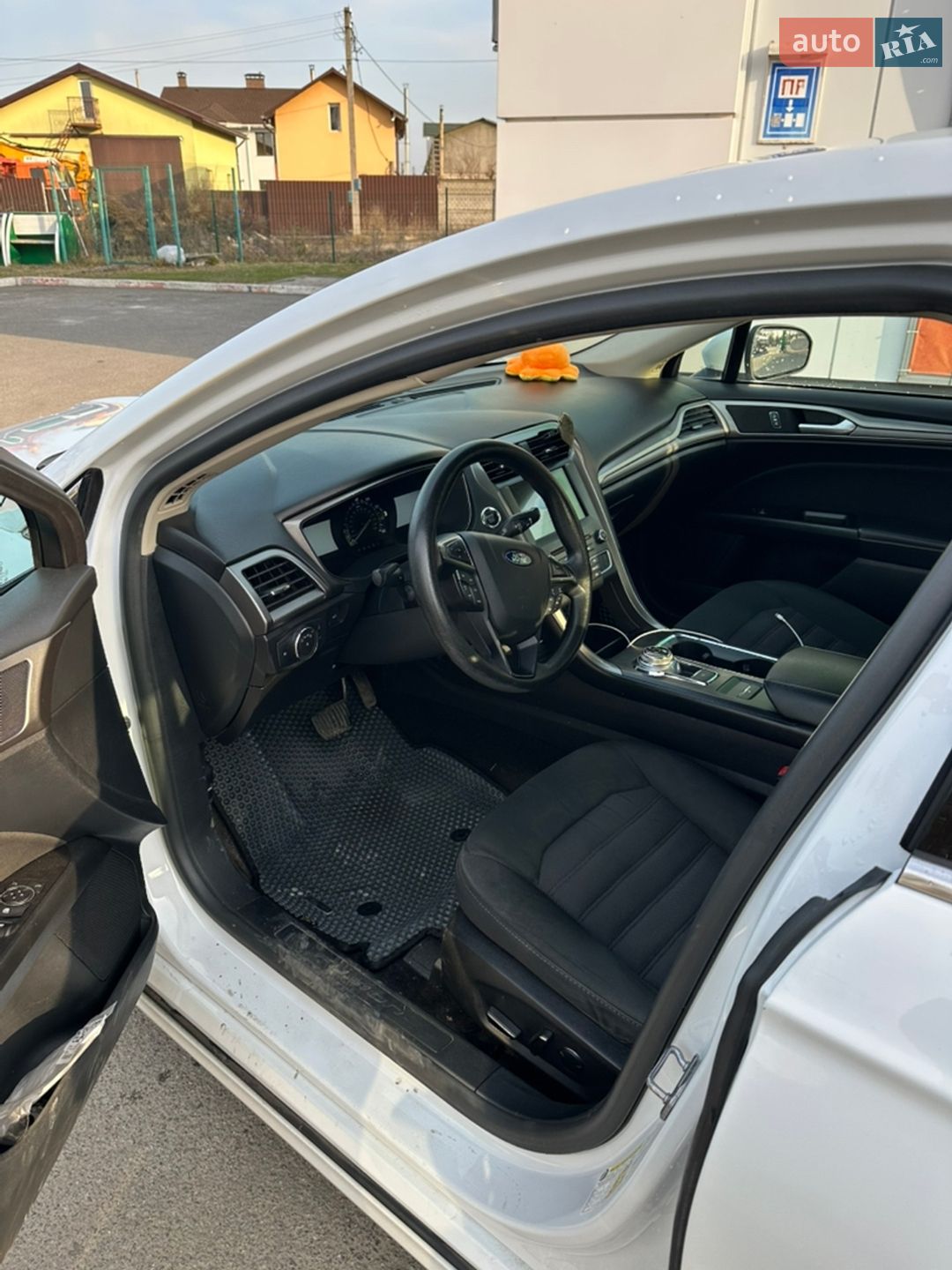 Ford Fusion 2017 VIN 3FA6P0H78HR302855 фото оголошення 14 з 38