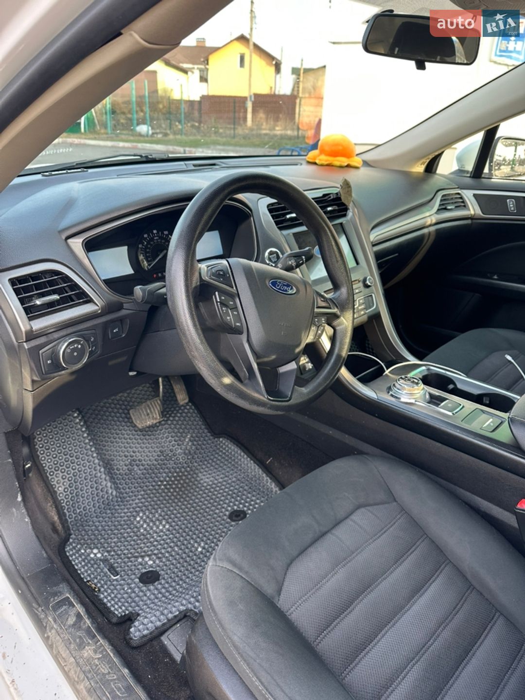 Ford Fusion 2017 VIN 3FA6P0H78HR302855 фото оголошення 13 з 38