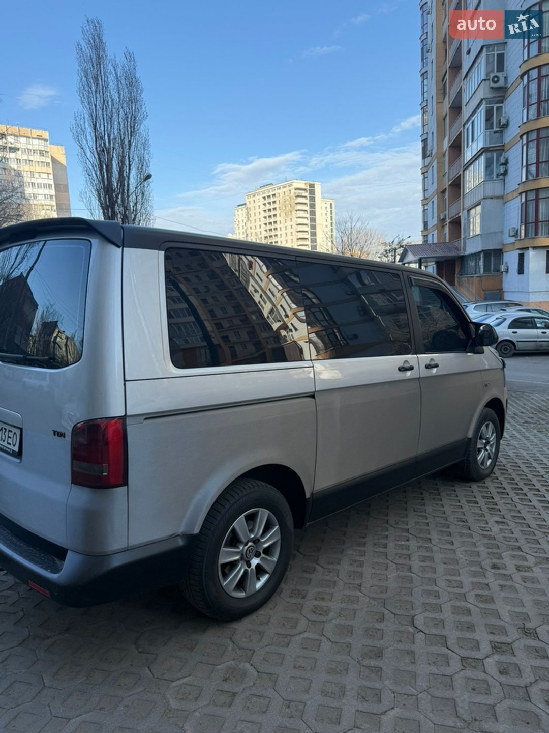 Volkswagen Multivan 2010 VIN WV2ZZZ7HZAH268584 фото оголошення 11 з 19