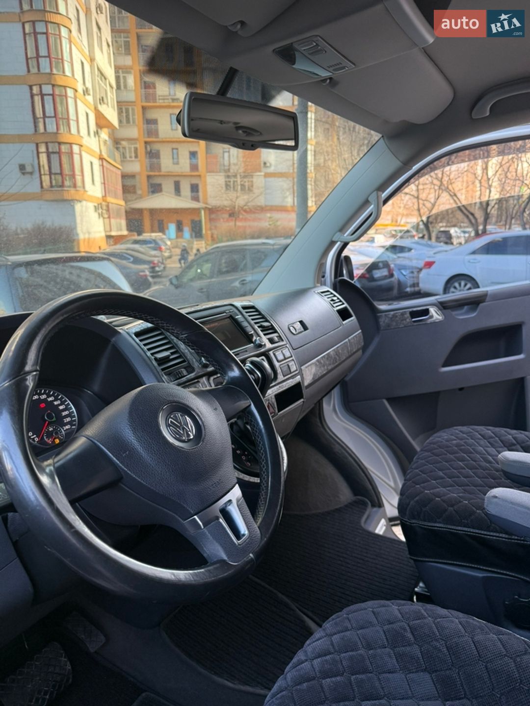 Volkswagen Multivan 2010 VIN WV2ZZZ7HZAH268584 фото оголошення 15 з 19