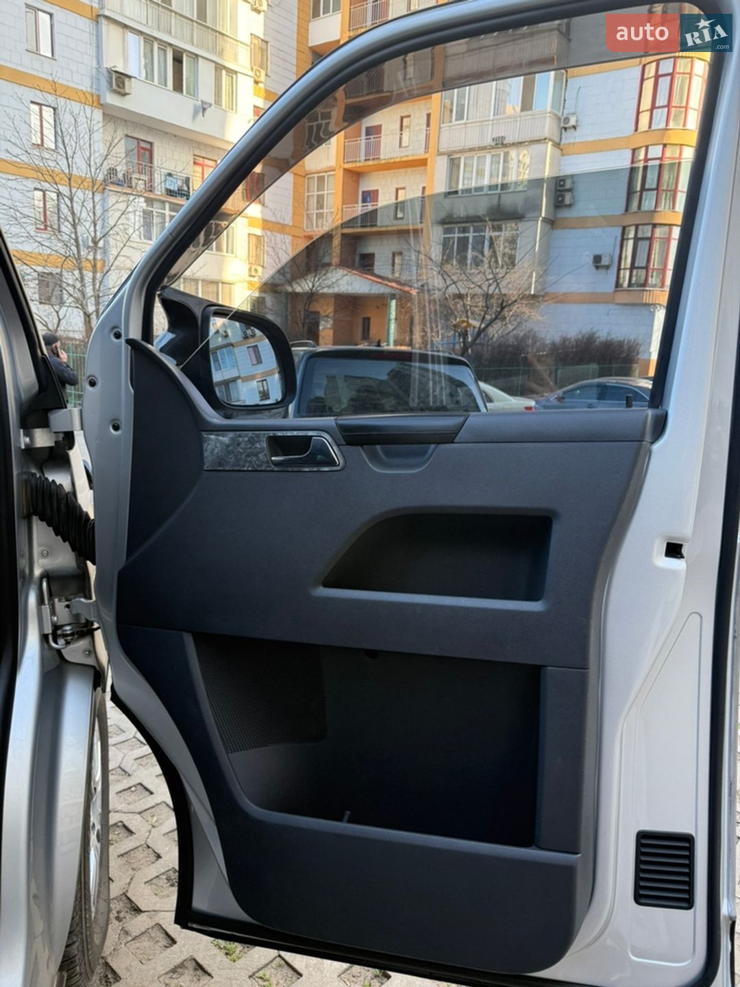 Volkswagen Multivan 2010 VIN WV2ZZZ7HZAH268584 фото оголошення 19 з 19
