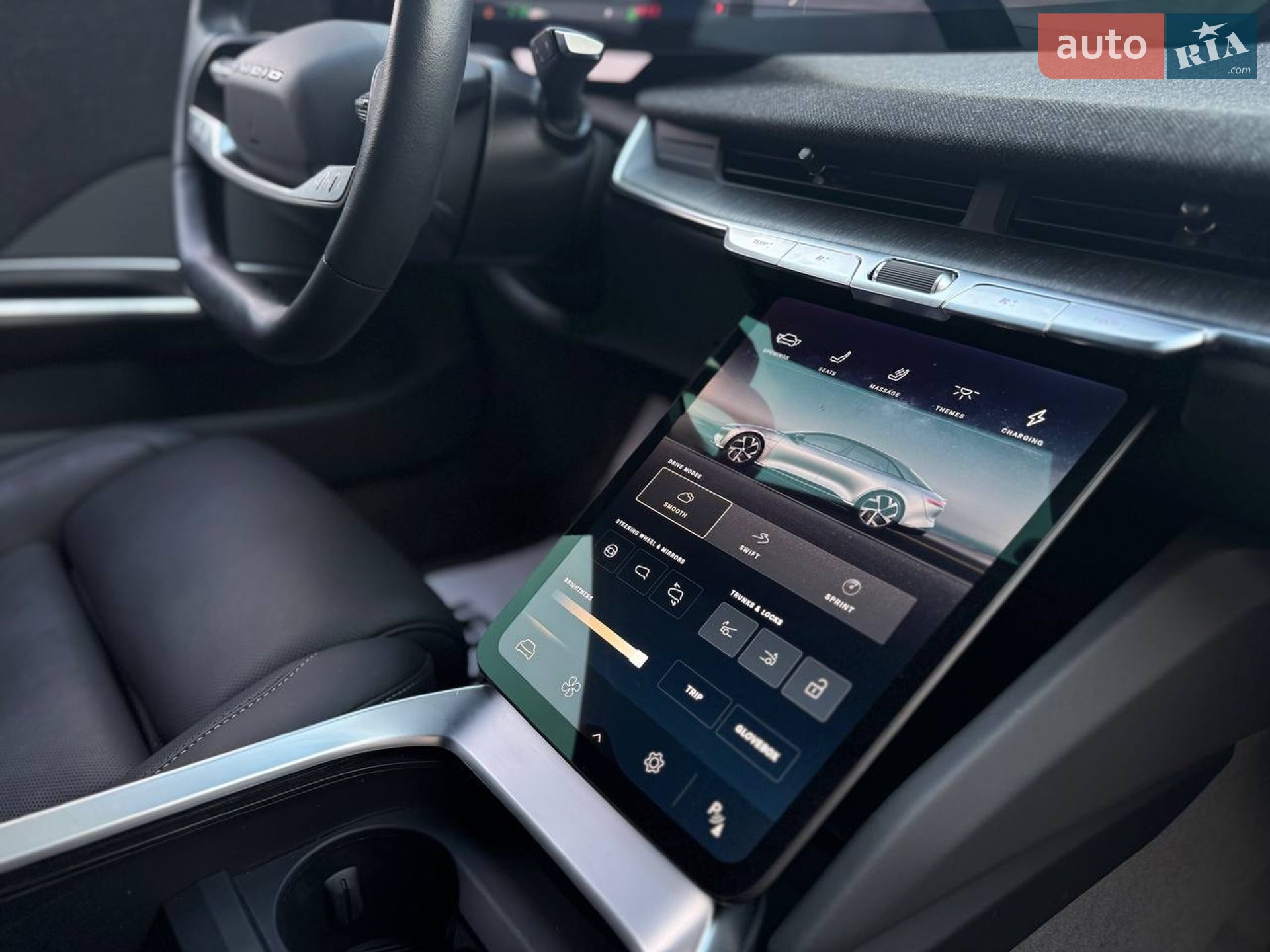 Lucid Air 2024 VIN 50EA1PGA5SA009214 фото оголошення 13 з 35