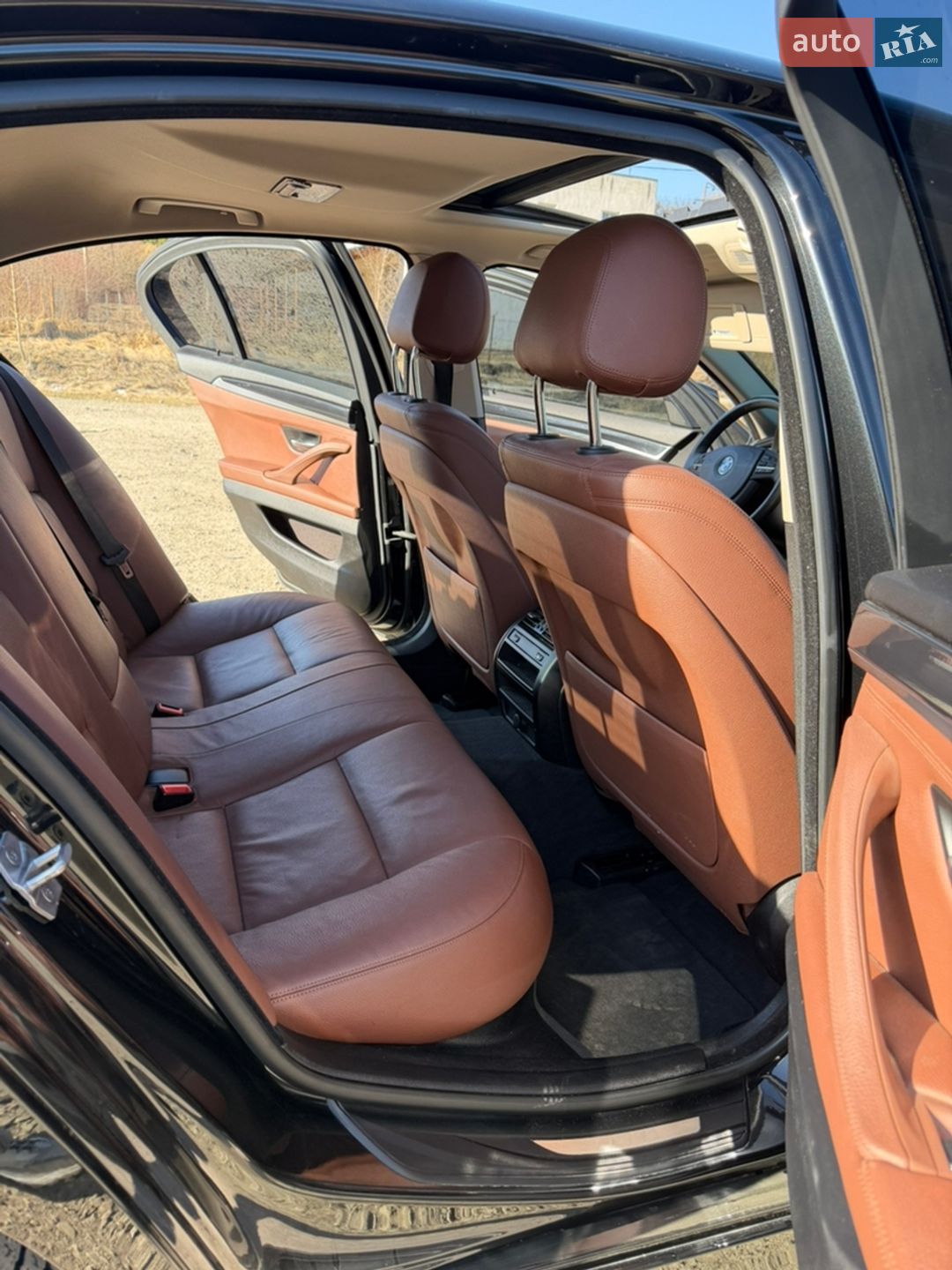 BMW 5 Series 2015 VIN WBA5E5100FG064653 фото оголошення 6 з 9