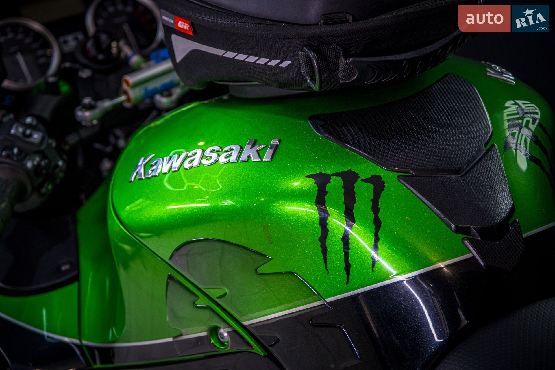 Kawasaki ZZR 1400 2016 VIN JKBZXT40HJA001263 фото оголошення 21 з 28