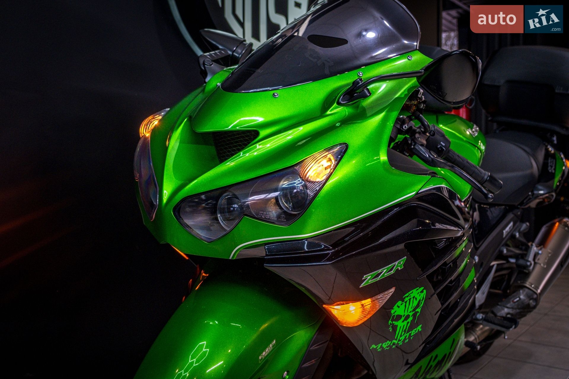 Kawasaki ZZR 1400 2016 VIN JKBZXT40HJA001263 фото оголошення 15 з 28