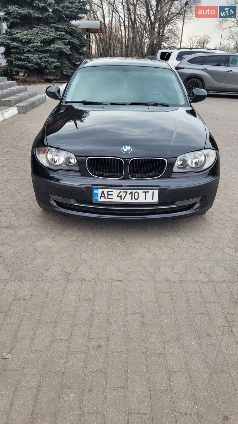 BMW 1 Series 2009 VIN WBAUH31070E406383 фото оголошення 7 з 12