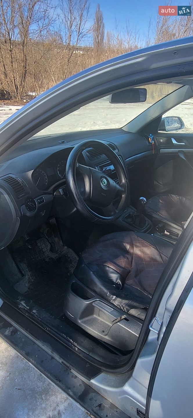 Skoda Octavia 2005 VIN TMBBA41Z26B071160 фото оголошення 4 з 11