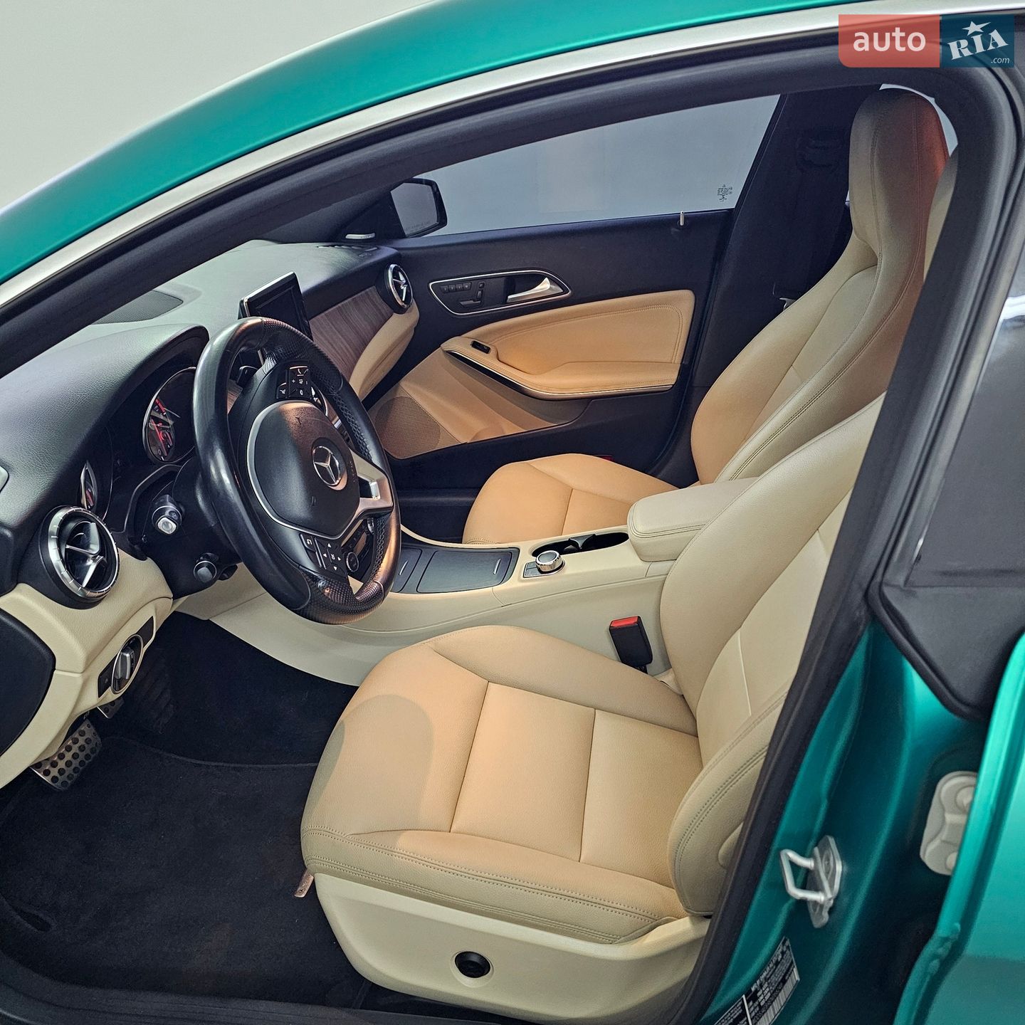 Mercedes-Benz CLA-Class 2013 VIN WDDSJ4EB9EN066246 фото оголошення 10 з 14
