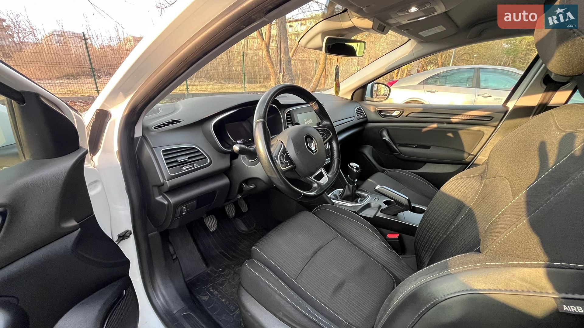 Renault Megane 2017 VIN VF1RFB00159789990 фото оголошення 14 з 19