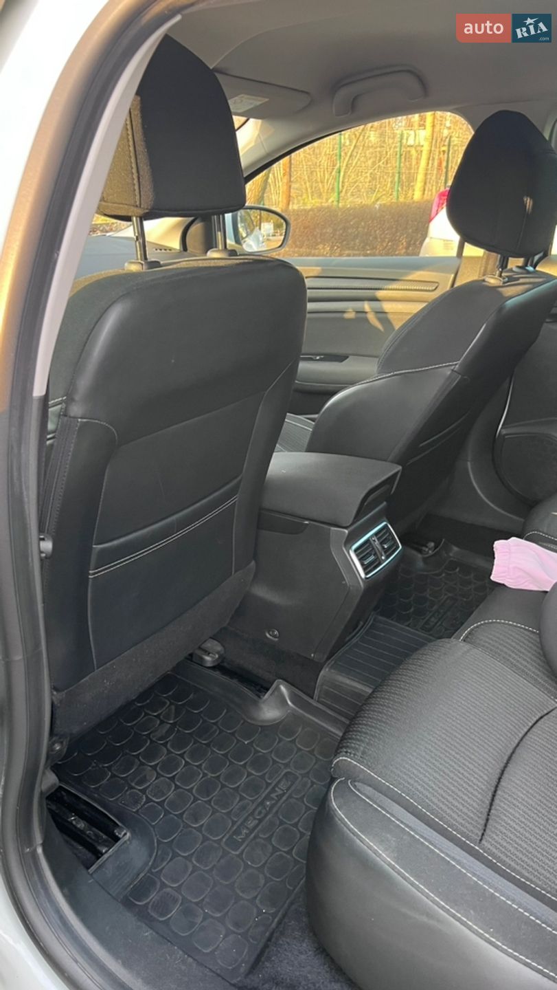 Renault Megane 2017 VIN VF1RFB00159789990 фото оголошення 17 з 19