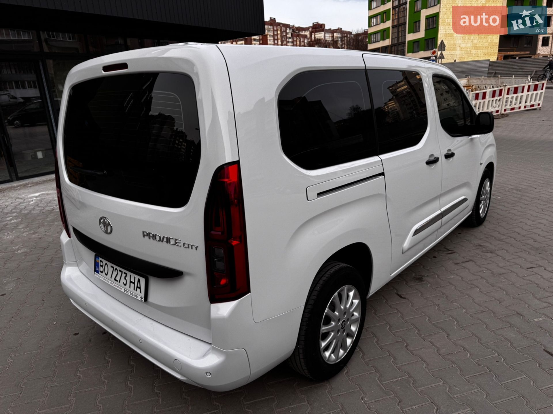 Toyota Proace City Verso 2025 VIN YAREBYHZ3RJ038529 фото оголошення 5 з 33