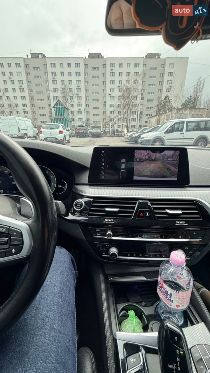 BMW 5 Series 2019 VIN WBAJE7C58KWW37088 фото оголошення 20 з 21