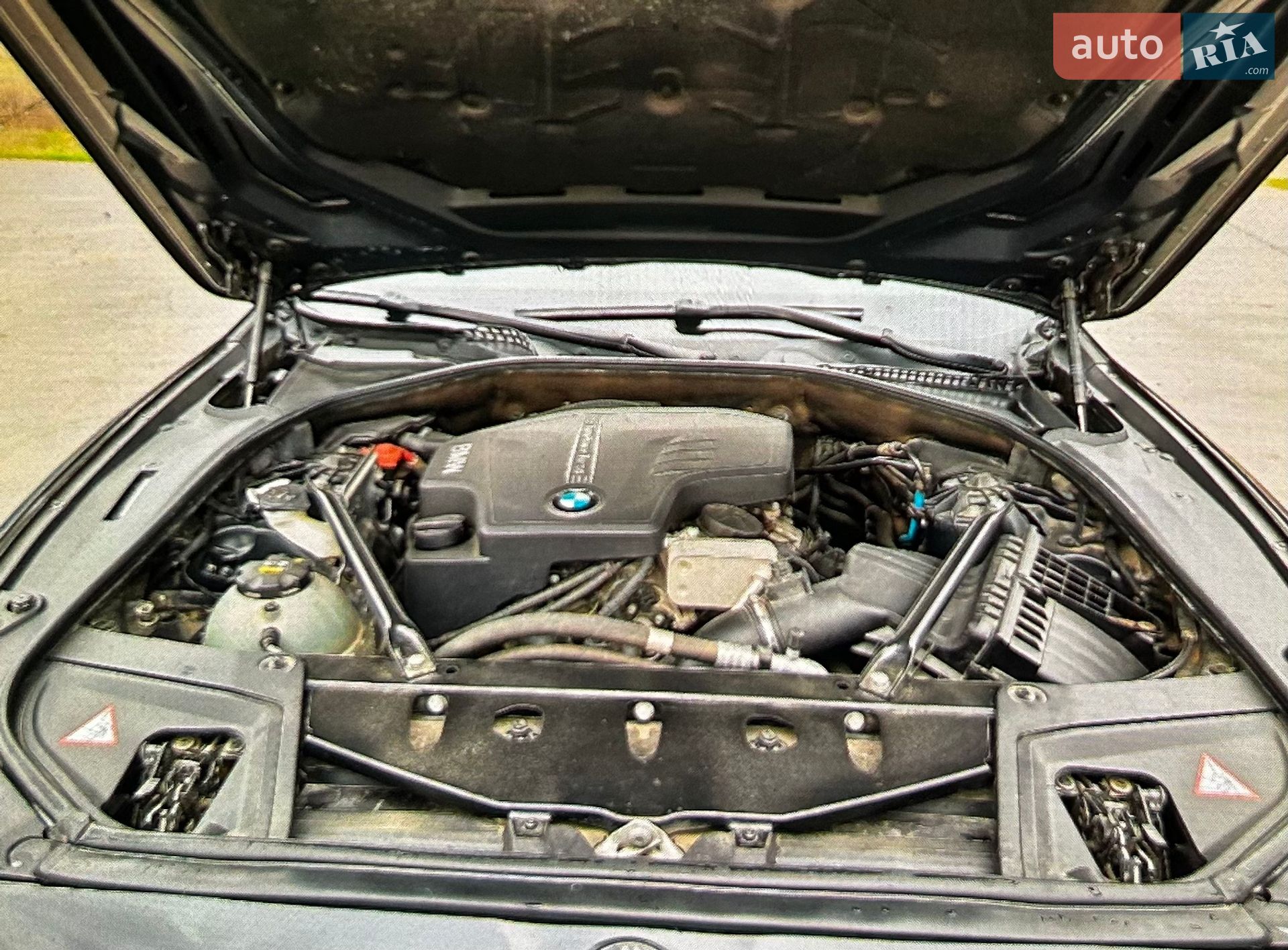 BMW 5 Series 2011 VIN WBAXG11010DW28640 фото оголошення 8 з 12