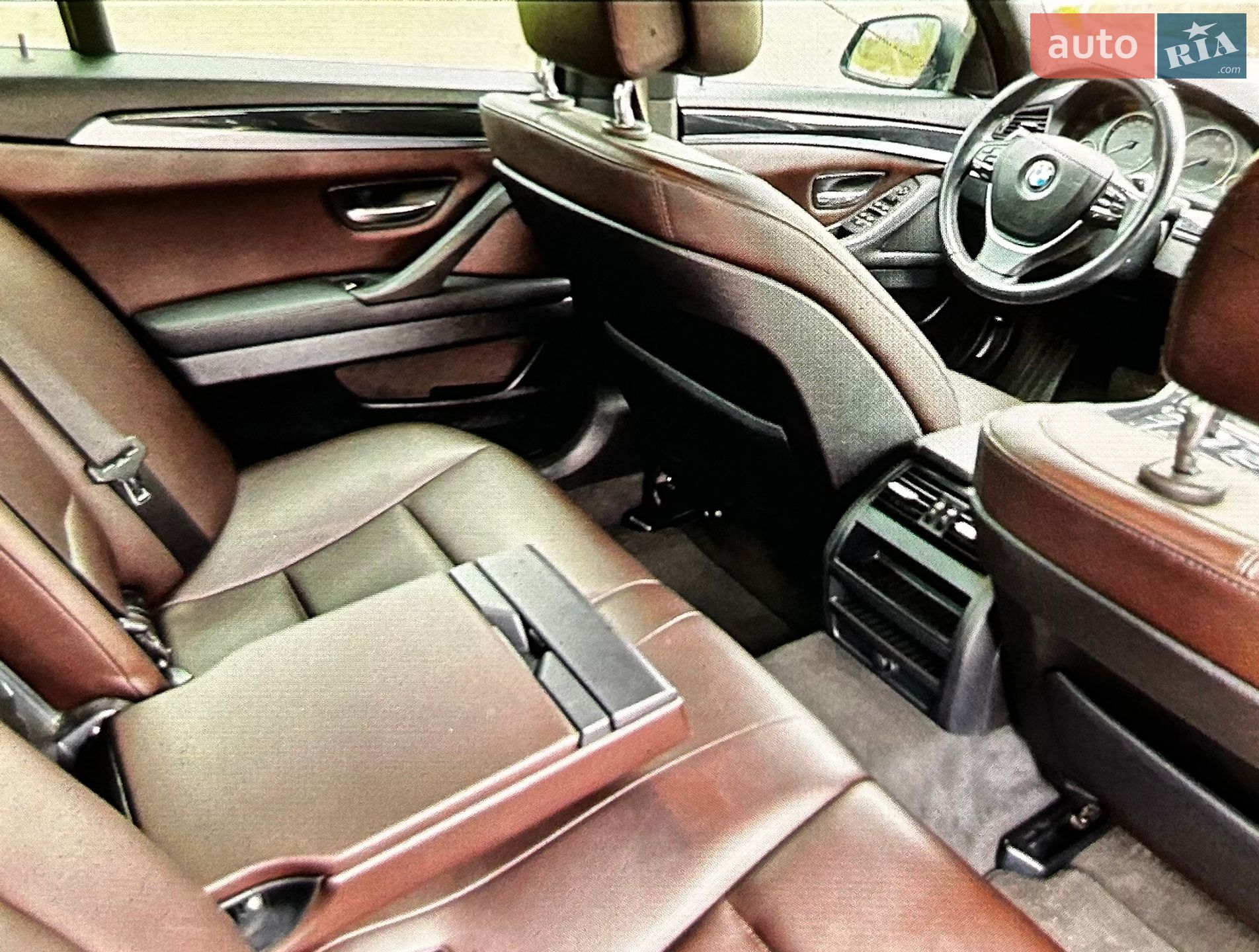 BMW 5 Series 2011 VIN WBAXG11010DW28640 фото оголошення 9 з 12