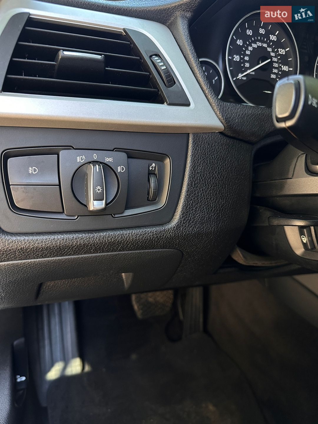 BMW 3 Series 2012 VIN WBA3B3C5XDF539645 фото оголошення 13 з 18