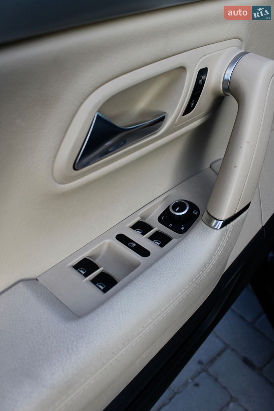 Volkswagen CC / Passat CC 2009 VIN WVWHL7AN1AE528115 фото оголошення 17 з 20