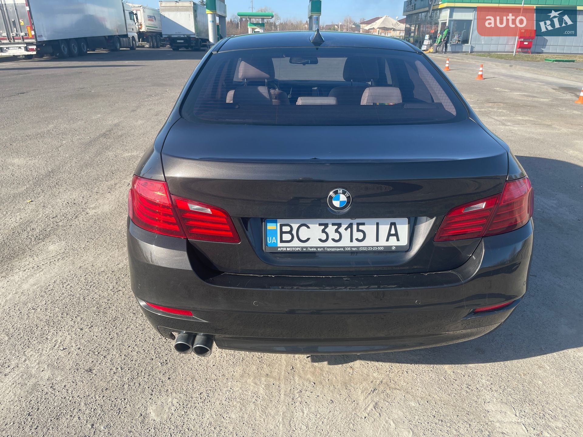 BMW 5 Series 2015 VIN WBA5E51020G104500 фото оголошення 2 з 19
