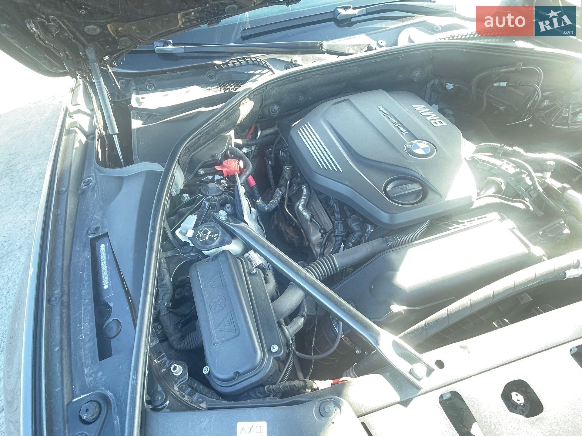 BMW 5 Series 2015 VIN WBA5E51020G104500 фото оголошення 16 з 19
