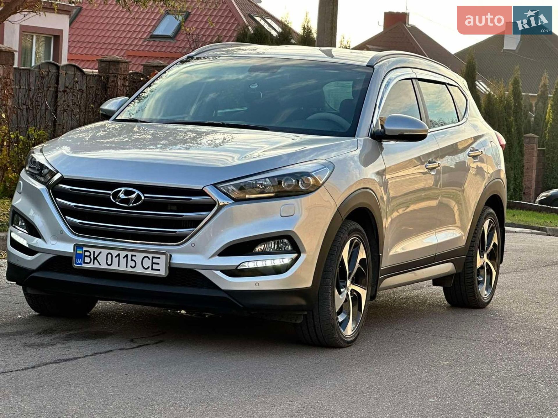 Hyundai Tucson 2018 VIN TMAJ381ADJJ696366 фото оголошення 2 з 15