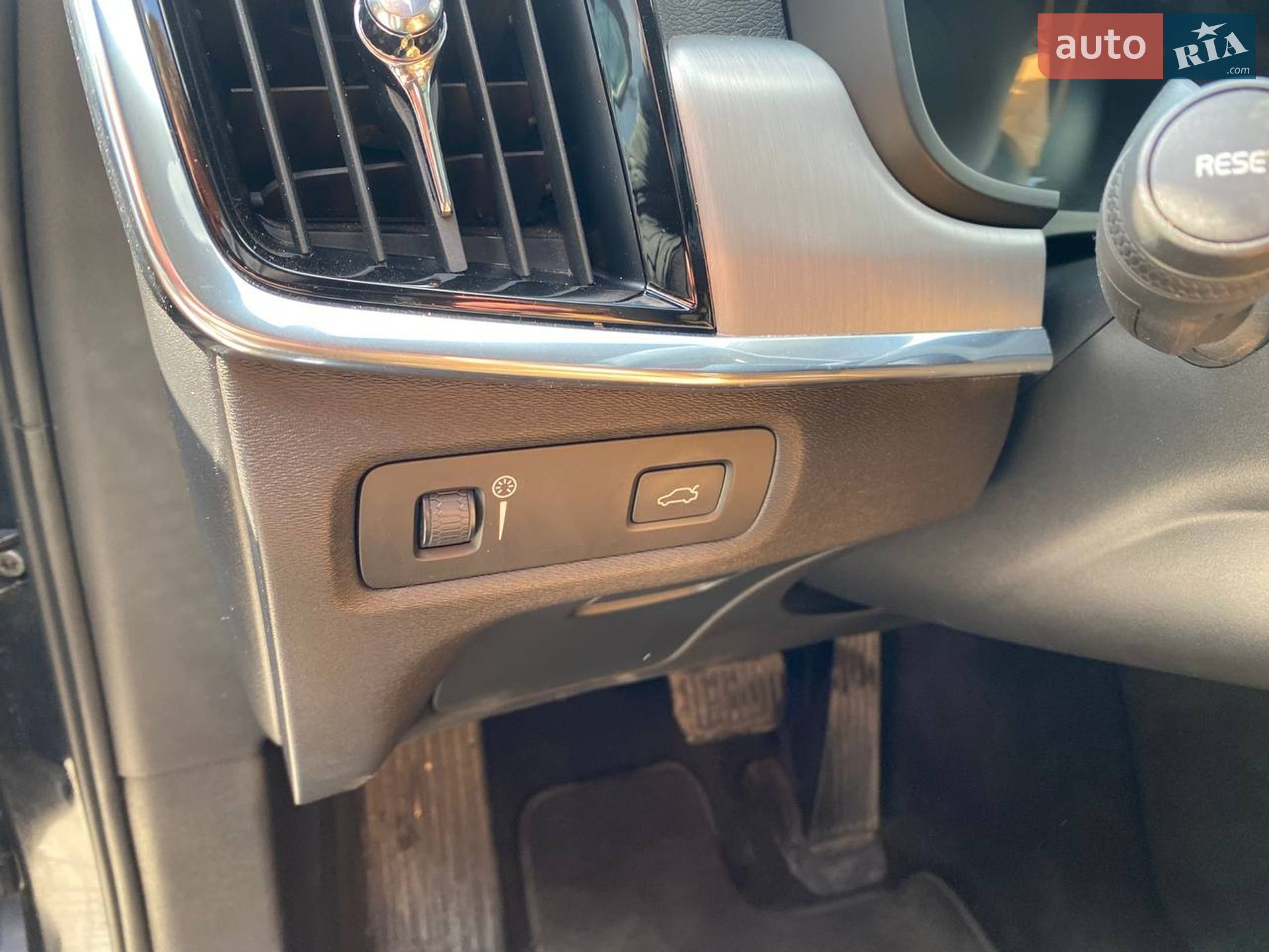 Volvo V90 2017 VIN YV1PW79B0H1022006 фото оголошення 14 з 29