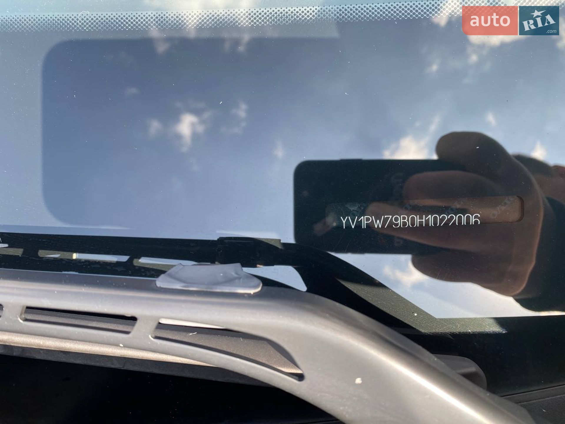 Volvo V90 2017 VIN YV1PW79B0H1022006 фото оголошення 28 з 29