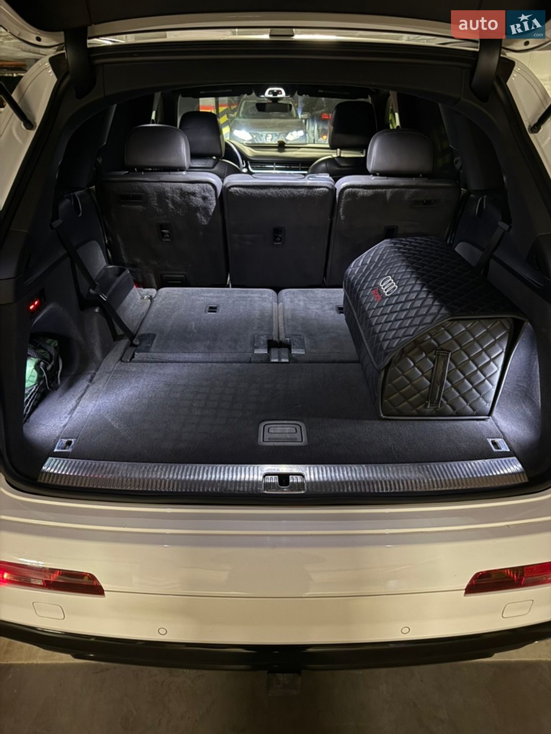Audi Q7 2016 VIN WA1LAAF77HD012018 фото оголошення 20 з 27